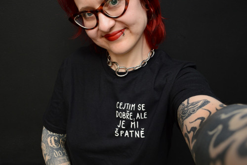 Tričko - cejtim se dobře, ale je mi špatně