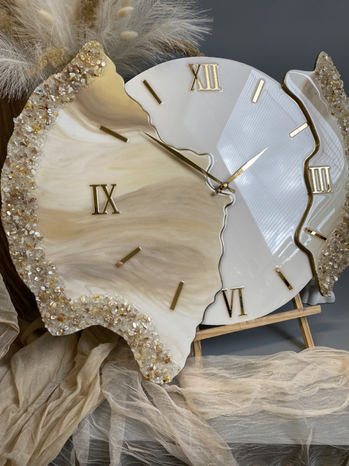 Luxusní 3D nástěnné hodiny 70*60 cm