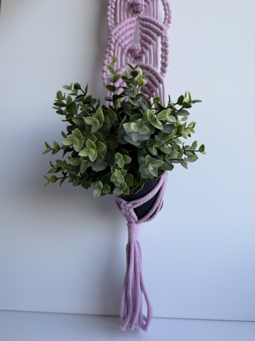 Macramé závěs na kytky - růžový