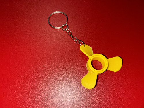 Fidget spinner přívěsek na klíče VRTULE — foto 1