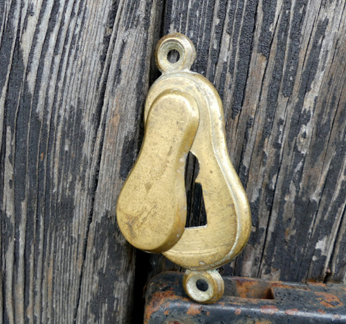 Mosazná krytka na klíčovou dírku