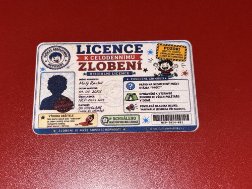 Licence k celodennímu zlobění