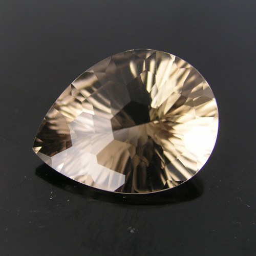 Broušená přírodní Záhněda, 22,76 ct., 24,4x18,4 mm