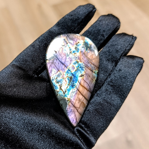 Labradorit, ID 5727, 63x36 mm — foto 1