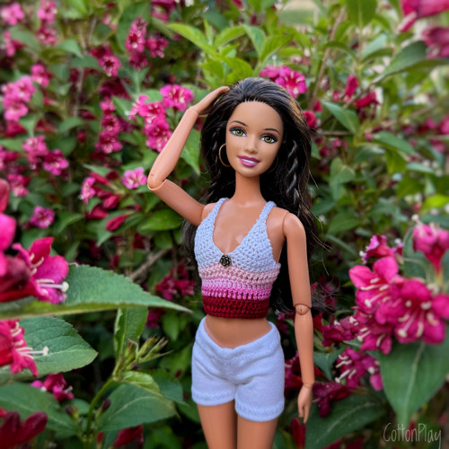 Top s kytičkou pro Barbie