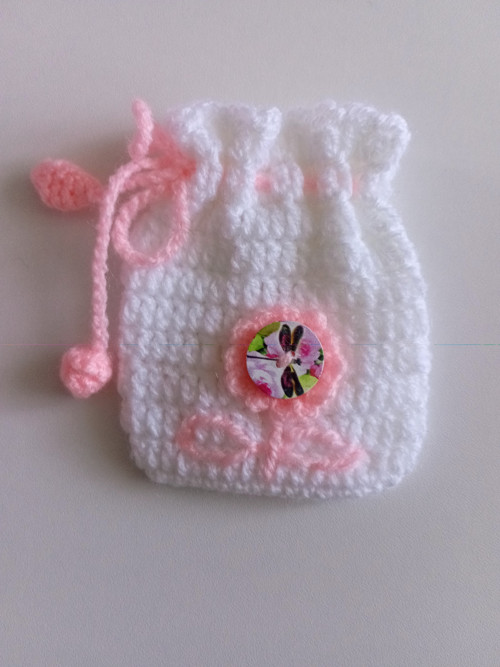 Háčkovaný pytlíček 8 x 10 cm