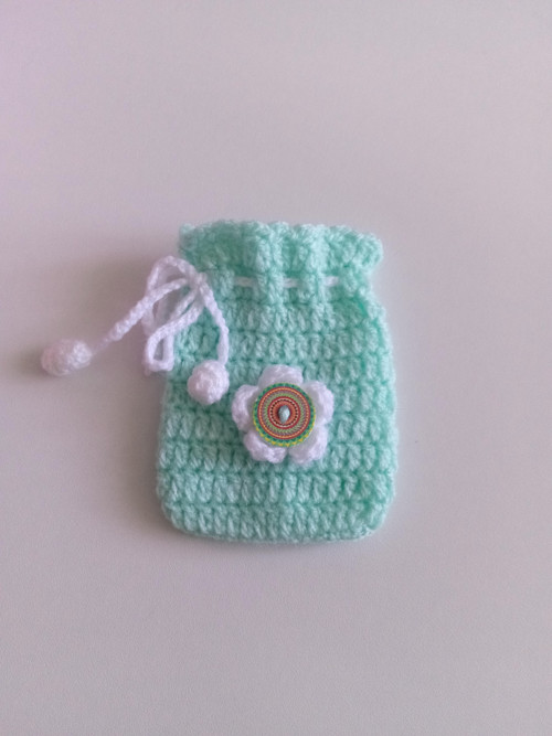 Háčkovaný pytlíček 8 x 9 cm