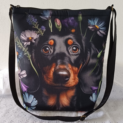 Crossbody kabelka.