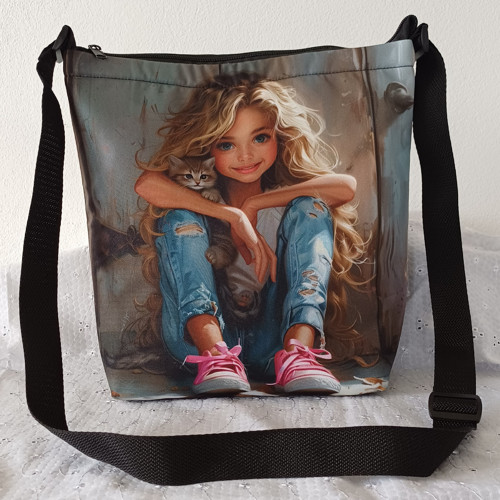Crossbody kabelka.