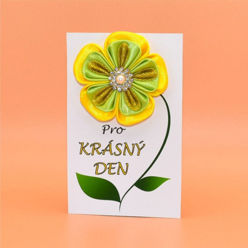 Kytička pro krásný den - žlutozelená