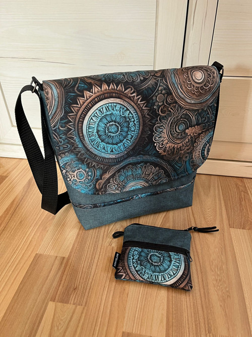 Crossbody kabelka s mandalami