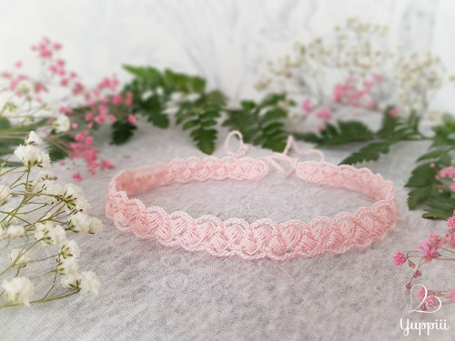 Úzký růžový krajkový choker #1, délka vzoru 33 cm