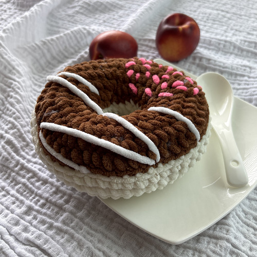 Velký donut z hebké žinylky