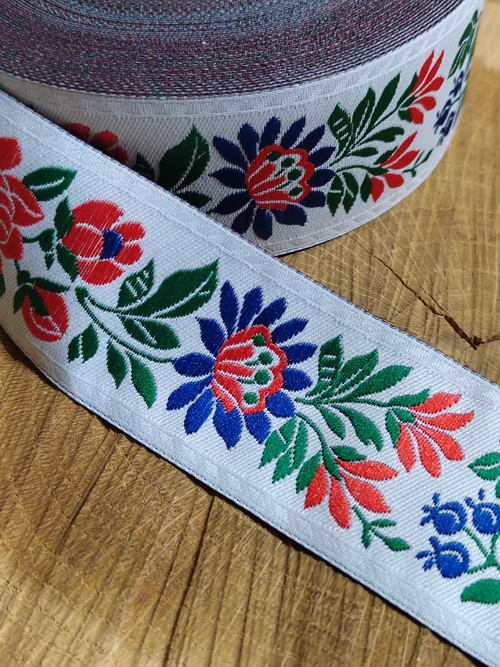 Krojová vzorovka šíře 35 mm bílá