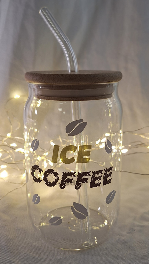 Sklenice s brčkem "ice coffee"