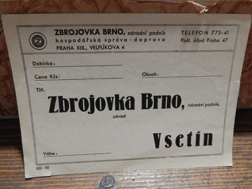 2 staré papíry, tisky ze Zbrojovky Brno