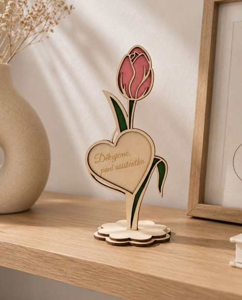 Dřevěný tulipán s věnováním-paní učitelce