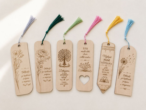 Dřevěná záložka do knihy pro paní učitelku-střapec