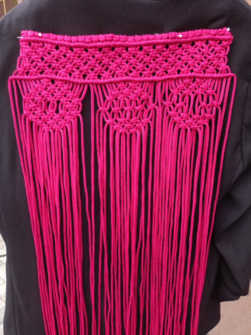 Macramé ozdoba na sako — foto 1