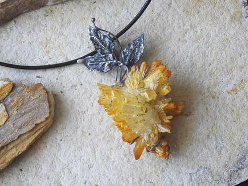 Křemen s limonitem