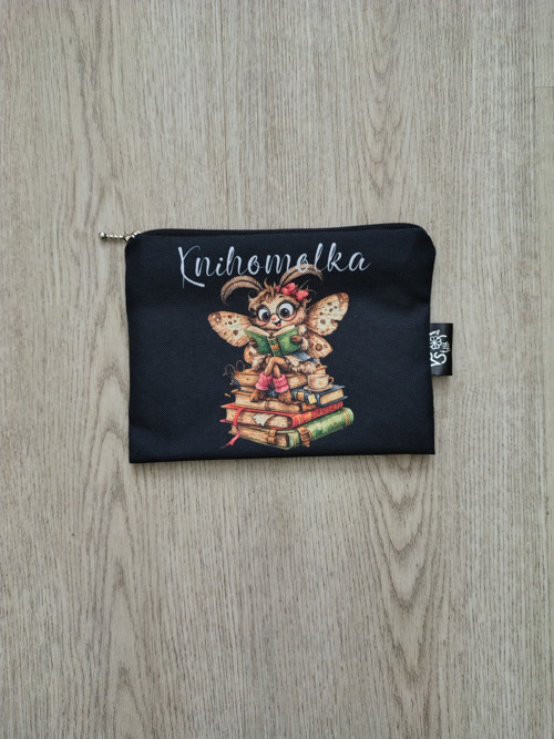Taštička/kapsička knihomolka