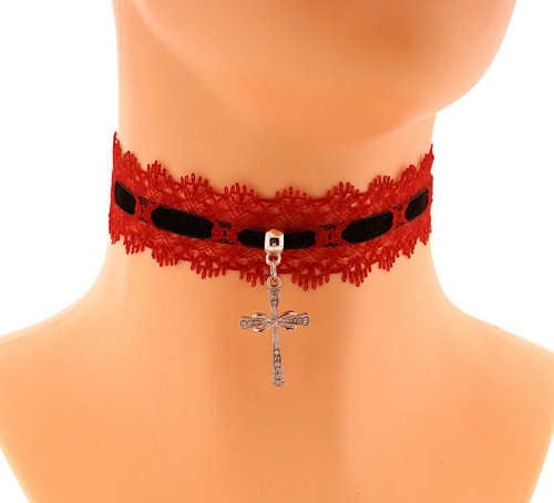 Červený krajkový obojek s černou sametkou – Gothic