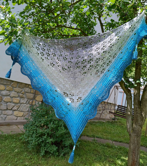 Háčkovaný šátek