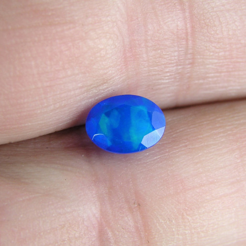 Broušený, přírodní Opál, 0,83 ct., 8,0x6,0x4,1 mm