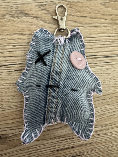 Upcycle denim příšerka "BOB"