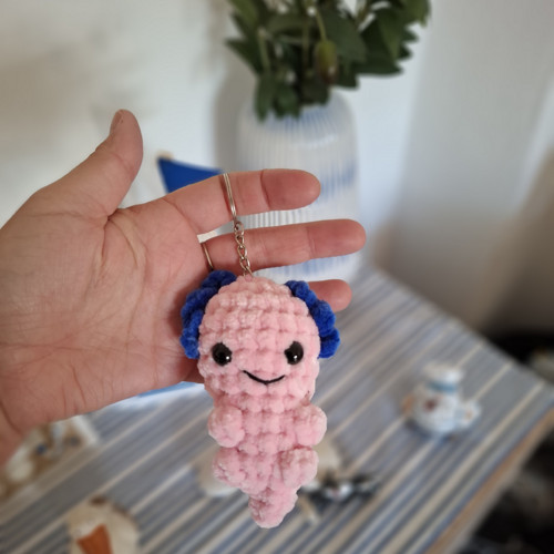 Háčkovaný axolotl