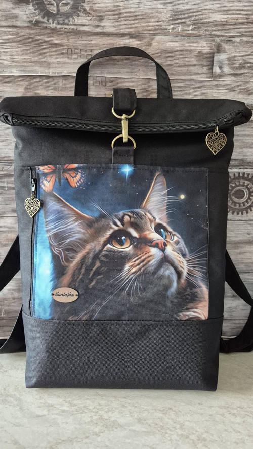Překlápěcí batoh