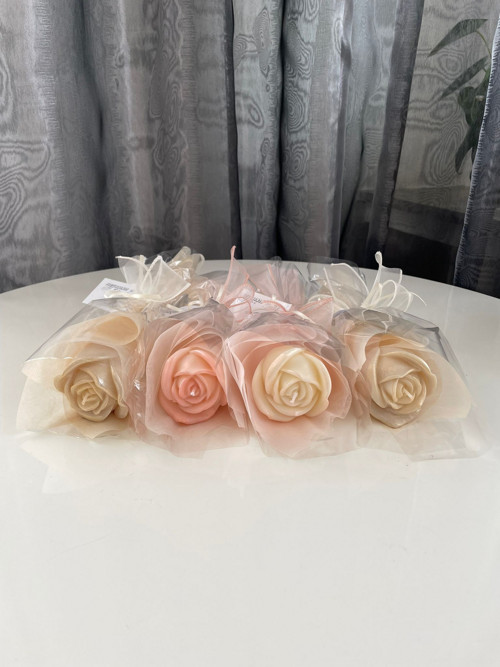 Flower Bouquet Roses NH – Sójové svíčky