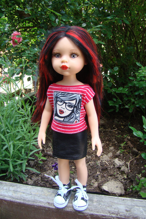 Paola Reina 32 cm- souprava sukýnka a triko