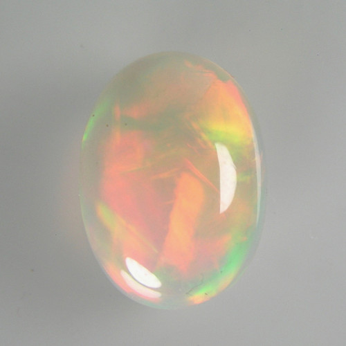 Kabošon přírodního Opálu, 4,90 ct., 14,2x10,2 mm