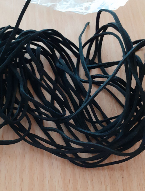 Řemínek 3mm imitace semiše