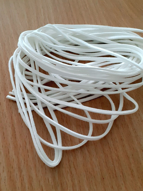 Řemínek 3mm imitace semiše