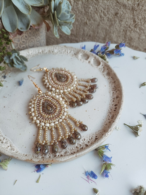 Arabesque Boheme n.2 - vyšívané boho náušnice