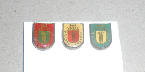 3x jehlicový ODZNAK • Vkus, Hradec Králové