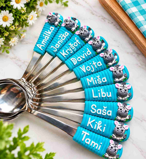 Lžičky se jmény zebra — foto 1