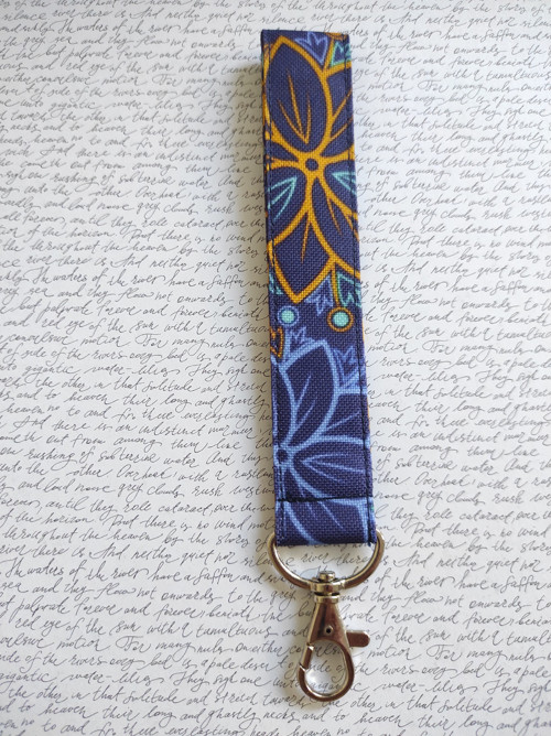 Poutko ornamenty.