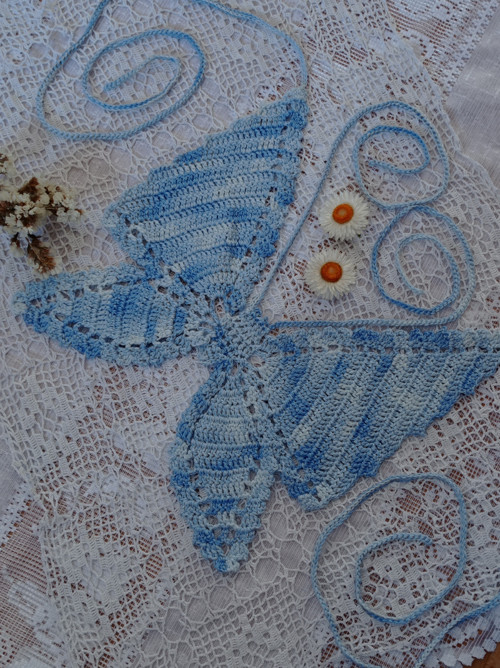 Butterfly - háčkovaný top