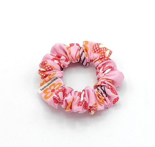 Scrunchie gumička Růžová s květinami S