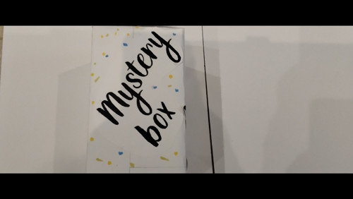 Mystery box tučnáček