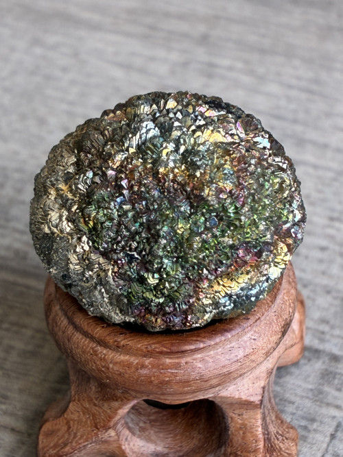 1) Rainbow pyrit- přírodní kulovitá formace 49 gr.