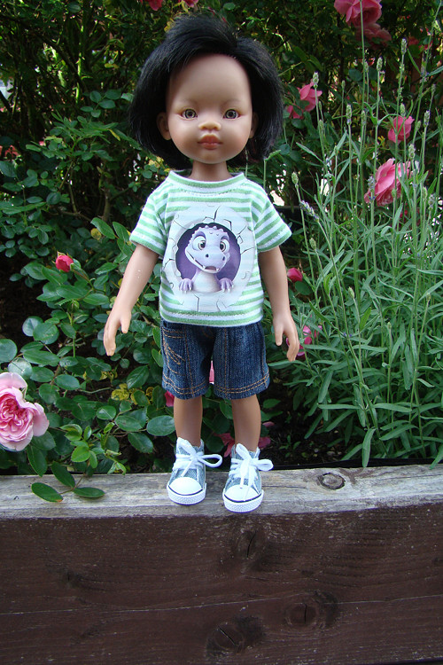 Paola Reina 32 cm - souprava triko a kraťásky