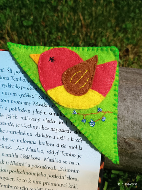 Záložka rohová ptáček 1