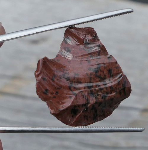 Surový obsidián mahagonový , moka V4118