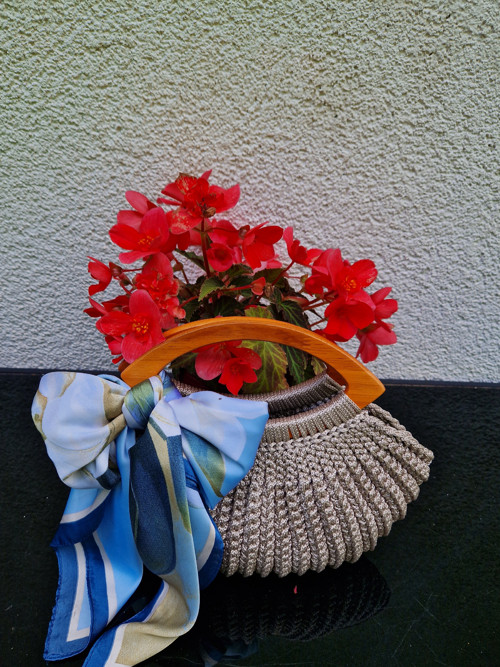 Háčkovaná kabelka — foto 1