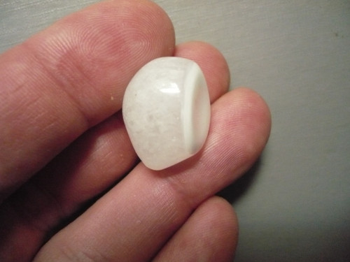 Troml. – achát bílý 20 mm, č.39