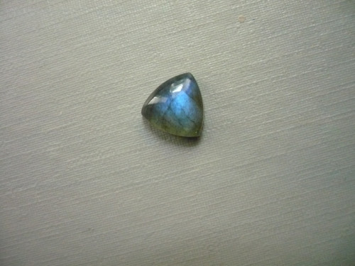Kabošon - labradorit 12 mm, č.13Af